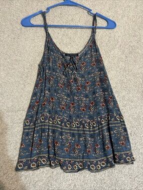 American Eagle Outfitters Women’s Boho Blue Paisley Soft Tank Top Size Small